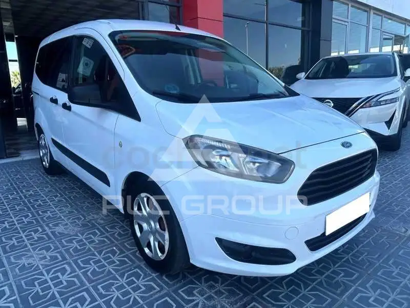 2015 Ford Tourneo