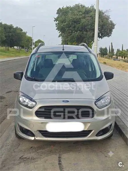 2015 Ford Tourneo