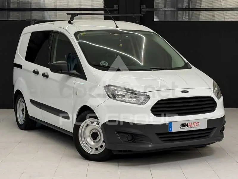 2015 Ford Tourneo