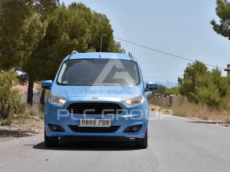 2015 Ford Tourneo