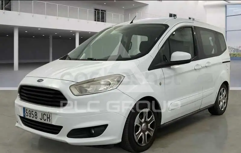 2015 Ford Tourneo