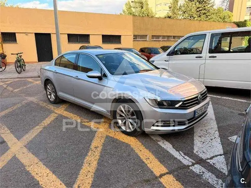 2015 Volkswagen Passat