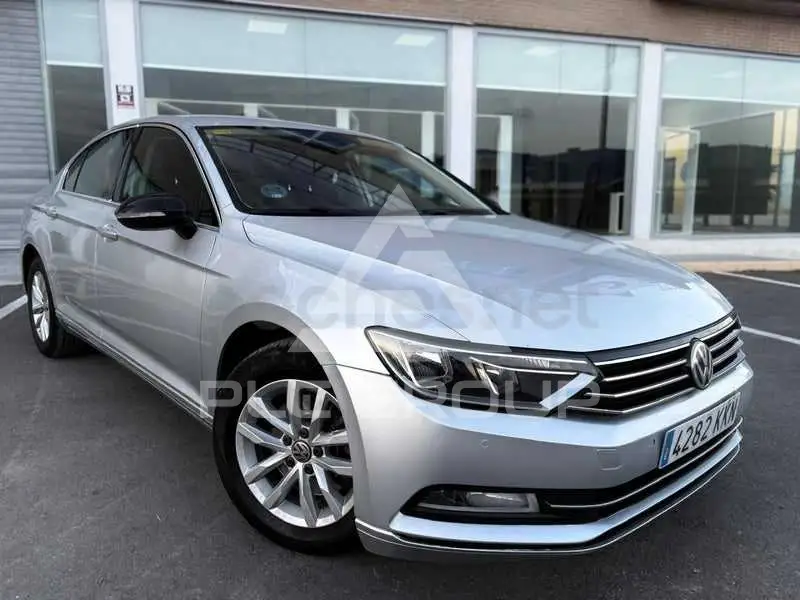 2015 Volkswagen Passat