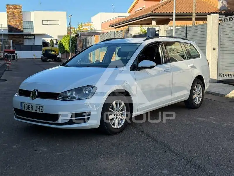 2015 Volkswagen GOLF