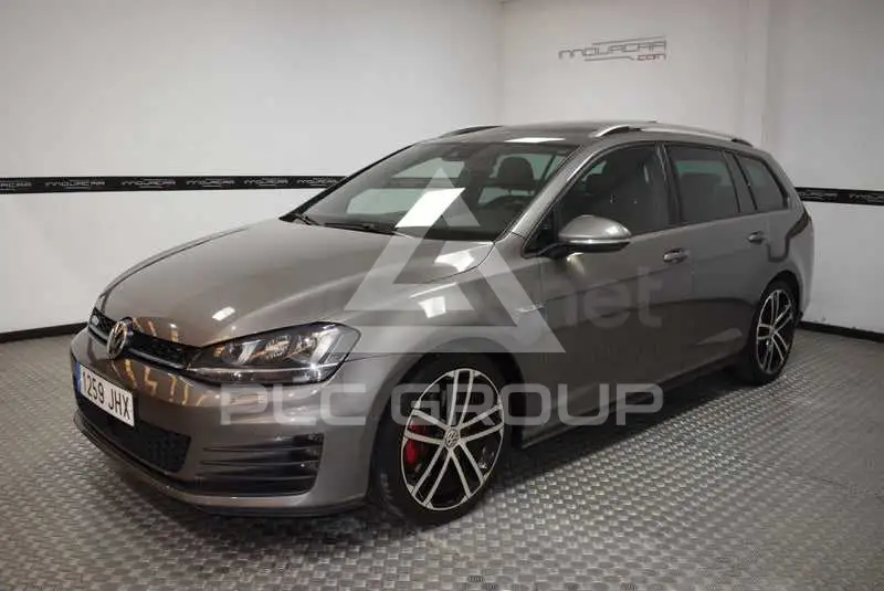 2015 Volkswagen GOLF