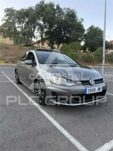 2015 Volkswagen GOLF