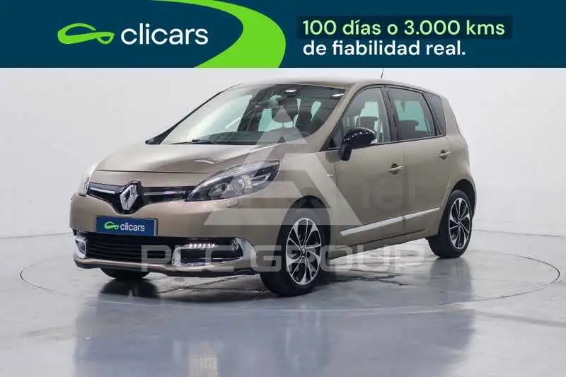 2015 Renault Scenic
