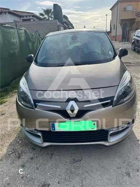 2015 Renault Scenic
