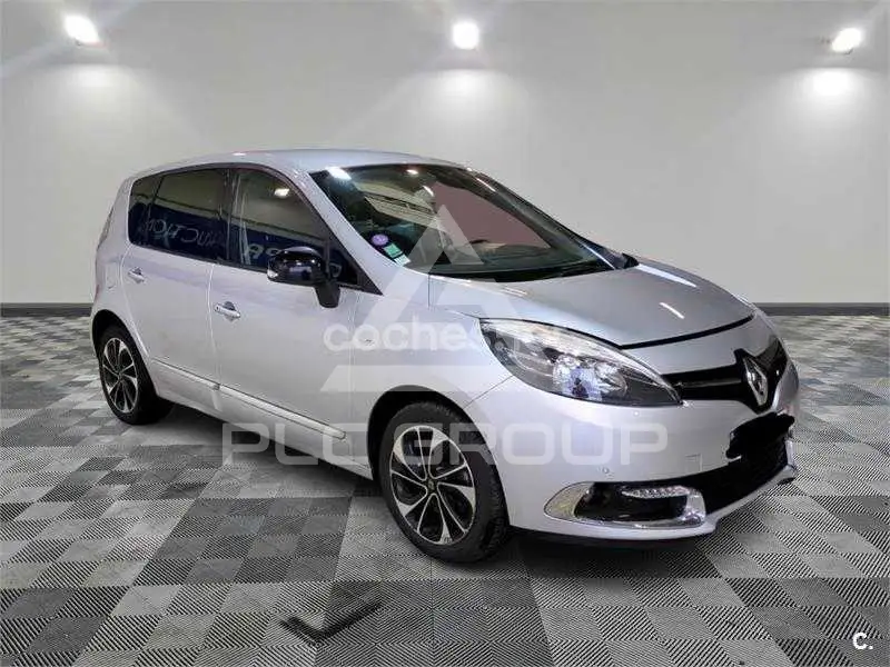2015 Renault Scenic