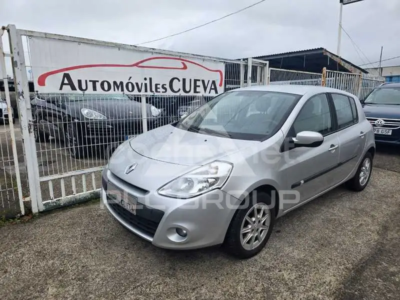 2015 Renault Clio