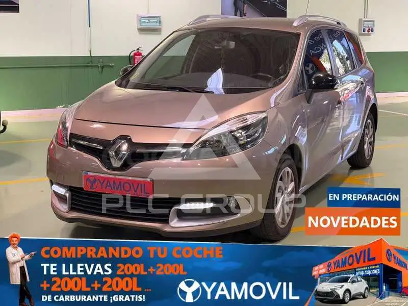 2015 Renault Grand Scenic