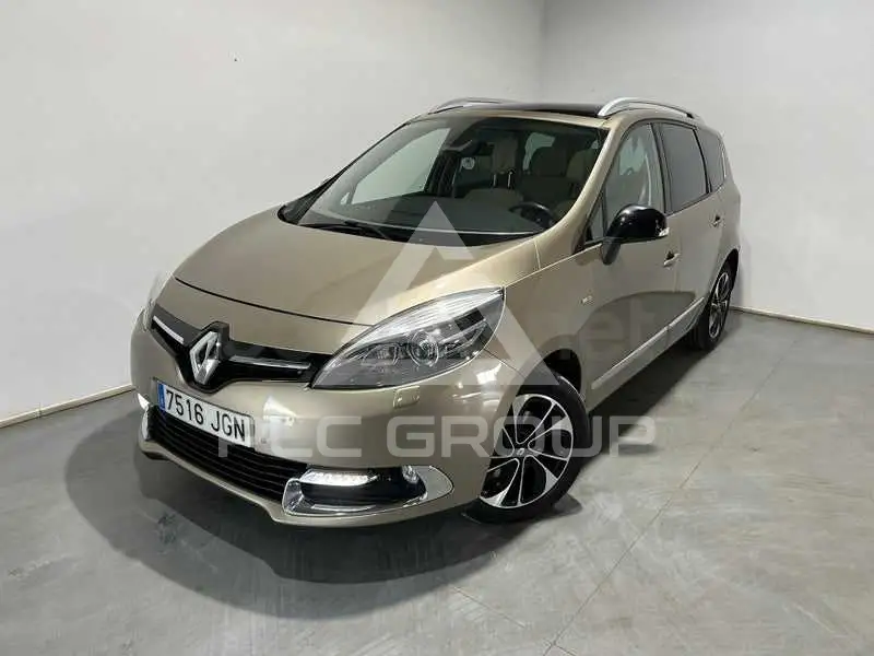 2015 Renault Grand Scenic
