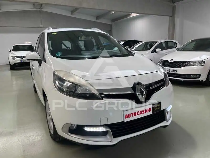 2015 Renault Grand Scenic