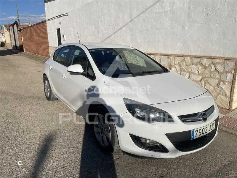 2015 Opel Astra