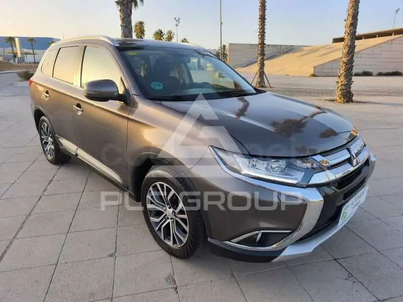 2016 Mitsubishi OUTLANDER