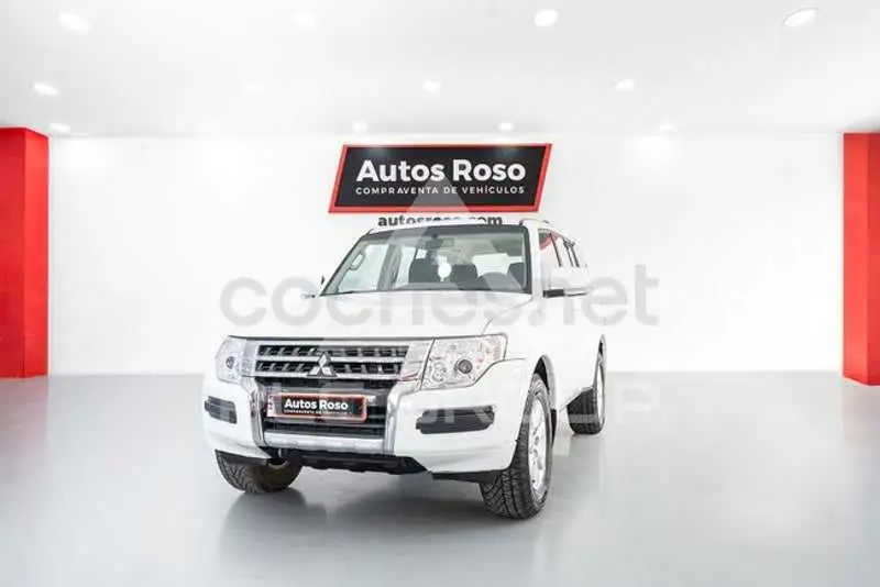 2016 Mitsubishi MONTERO