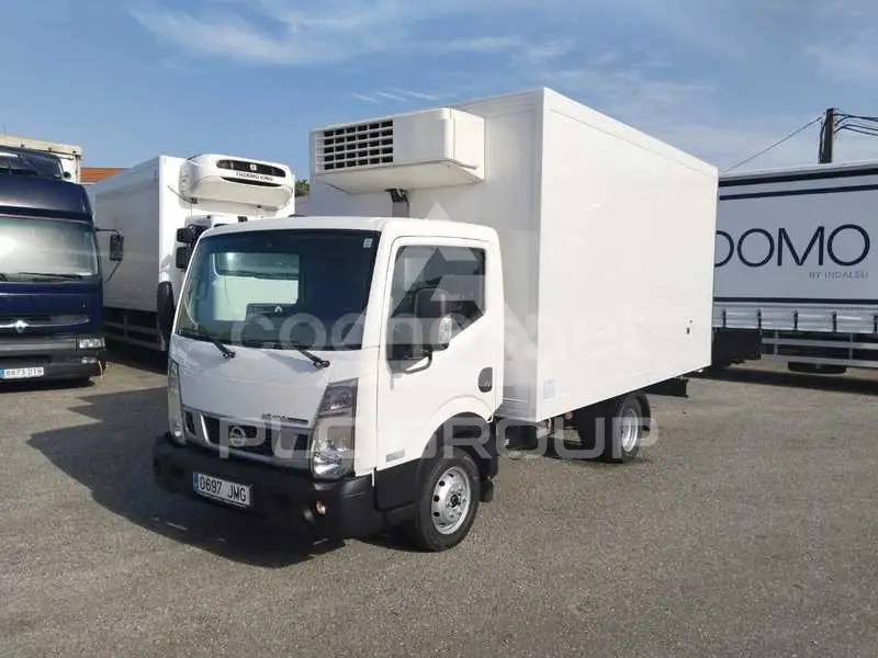 2016 Nissan NT400