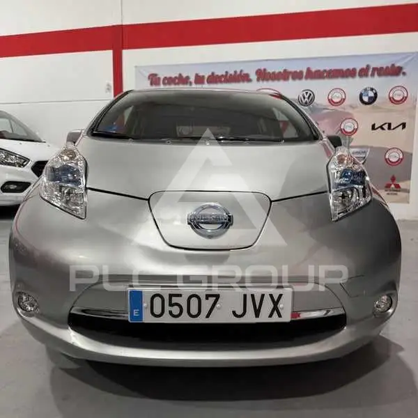 2016 Nissan LEAF