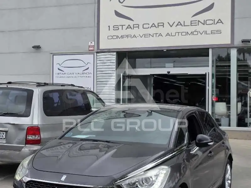 2016 DS DS5