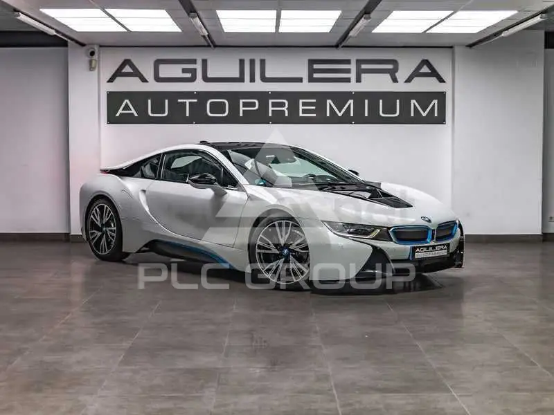 2016 BMW I8