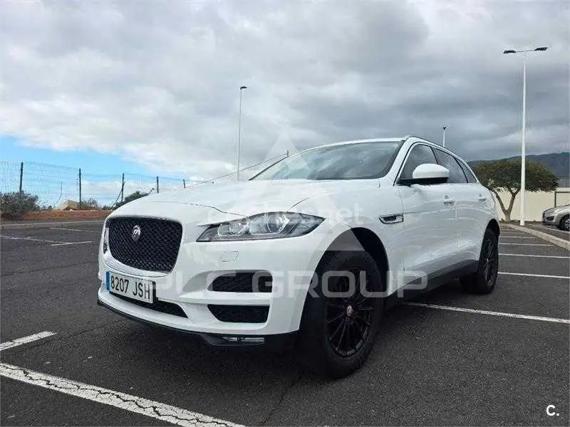 2016 Jaguar F-PACE
