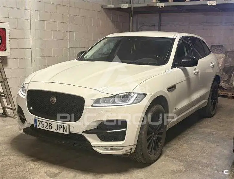 2016 Jaguar F-PACE