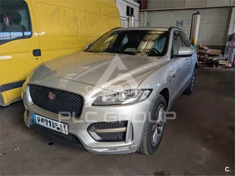 2016 Jaguar F-PACE