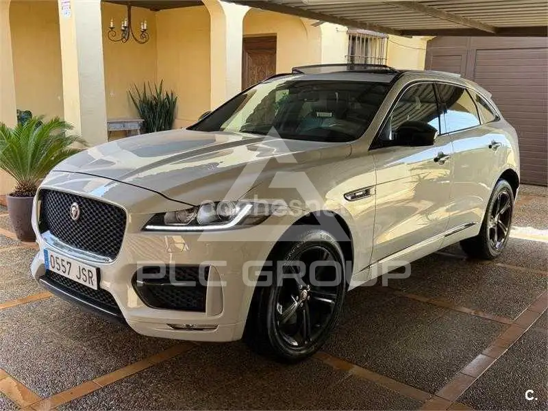 2016 Jaguar F-PACE