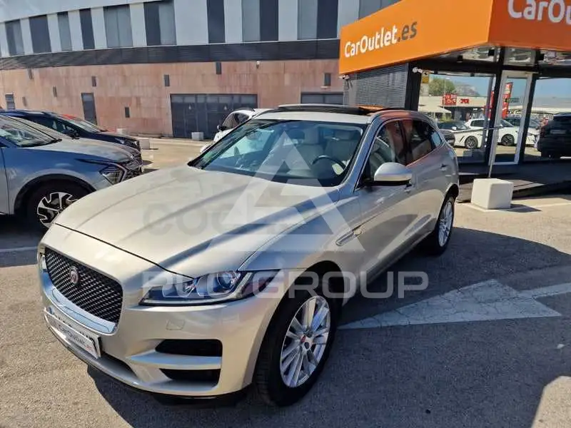 2016 Jaguar F-PACE