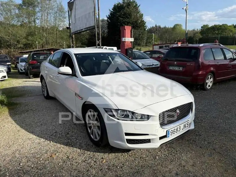 2016 Jaguar XE
