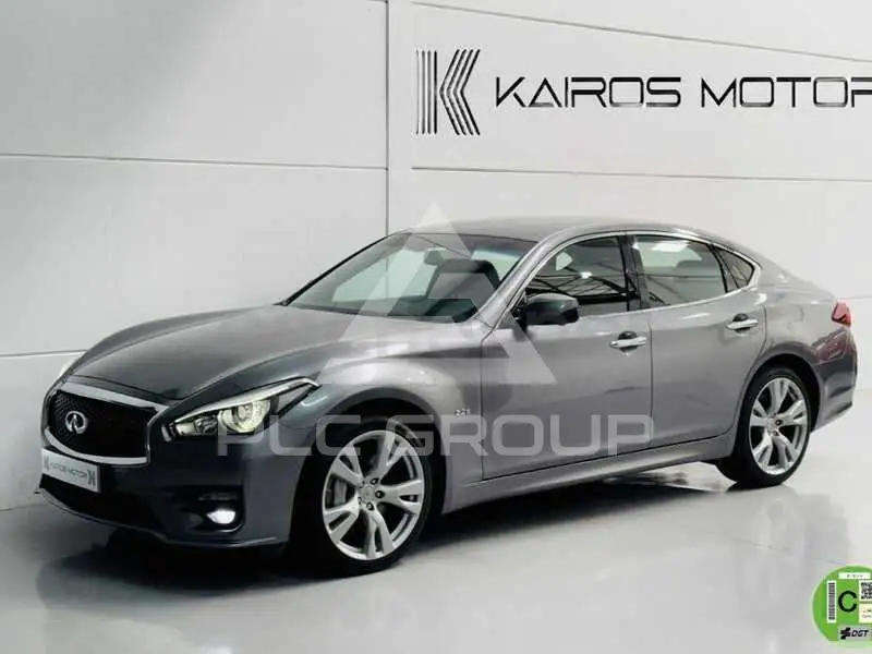 2016 Infinity Q70