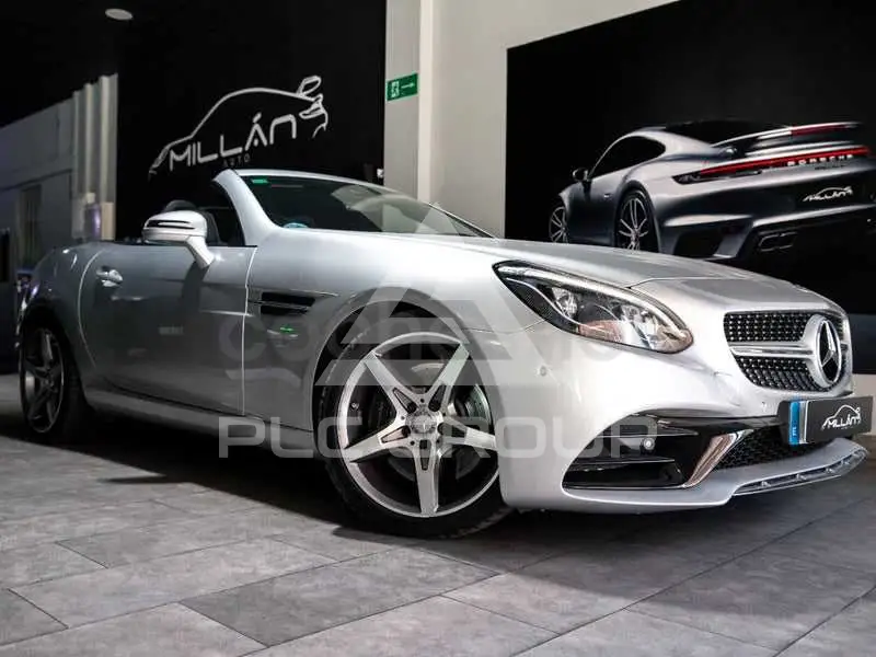2016 Mercedes Benz SLC-Class