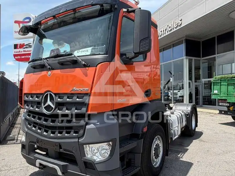 2016 Mercedes Benz Arocs