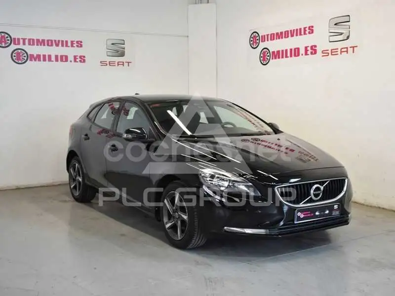 2016 Volvo V40