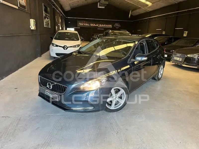 2016 Volvo V40