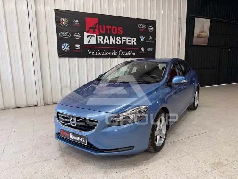 2016 Volvo V40