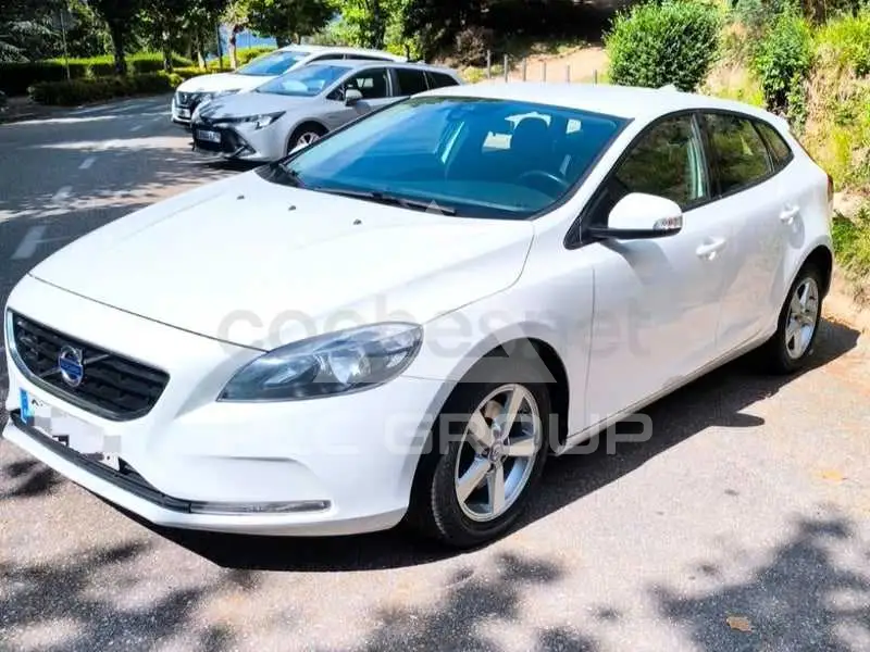 2016 Volvo V40