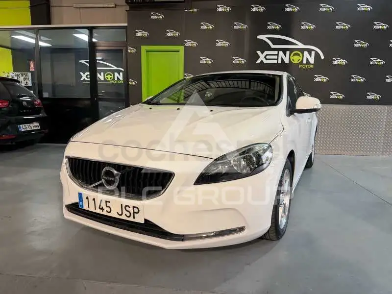 2016 Volvo V40