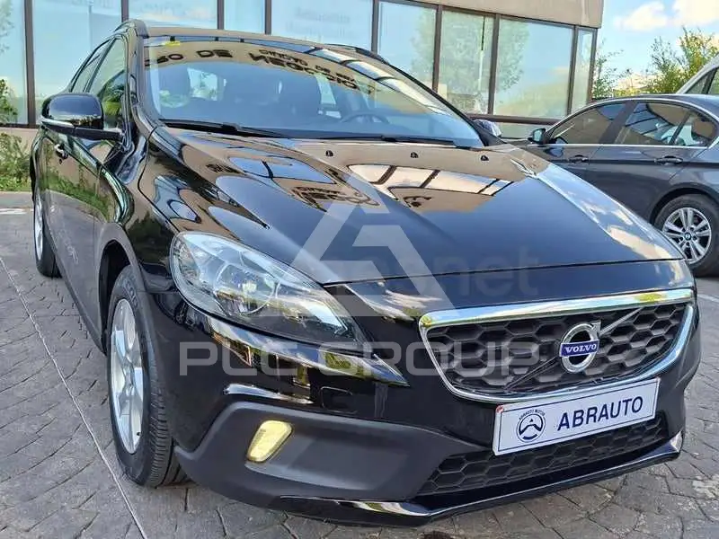 2016 Volvo V40