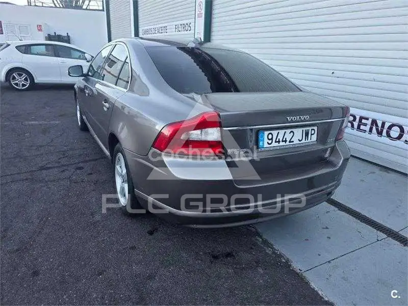 2016 Volvo S80