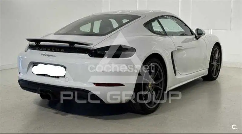 2016 Porsche Cayman