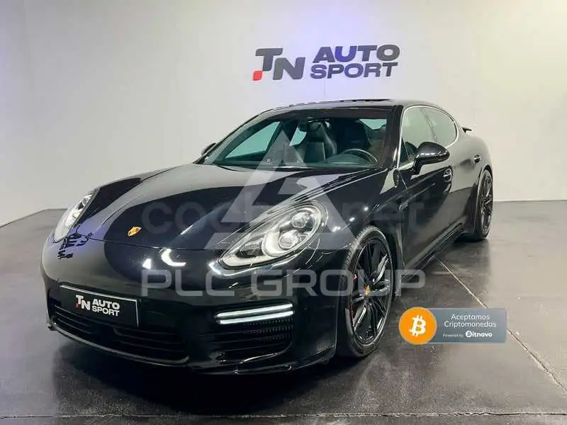 2016 Porsche Panamera