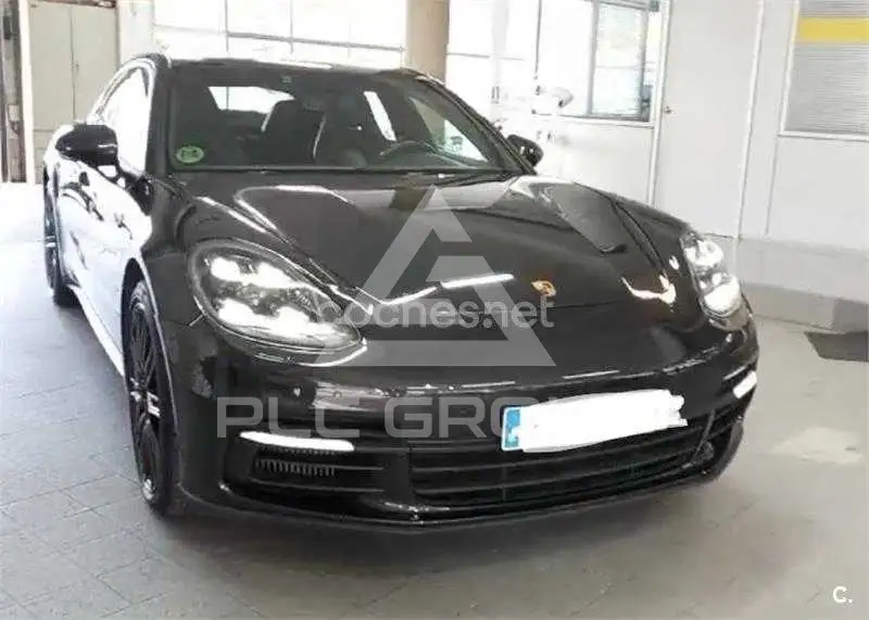2016 Porsche Panamera