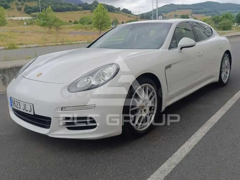 2016 Porsche Panamera