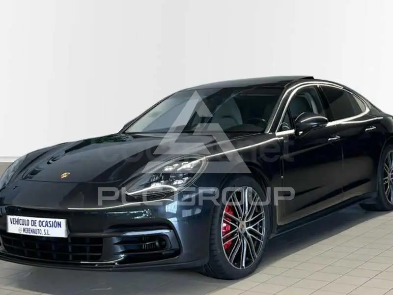 2016 Porsche Panamera
