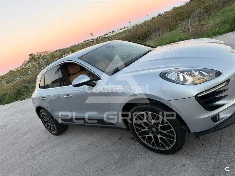 2016 Porsche MACAN