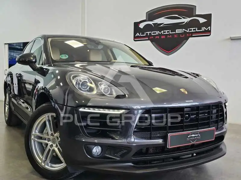 2016 Porsche MACAN