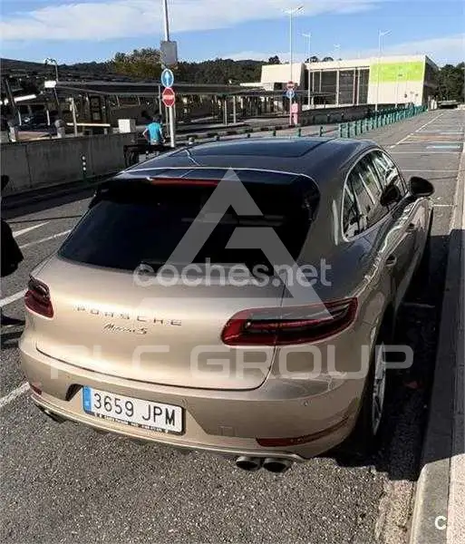 2016 Porsche MACAN