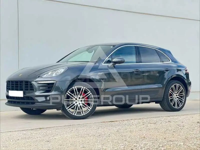 2016 Porsche MACAN