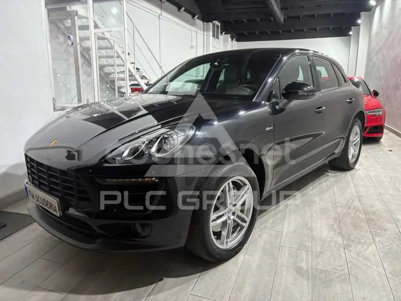 2016 Porsche MACAN